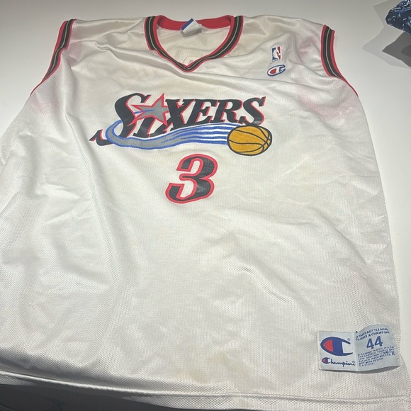 Allen Iverson 76ers white jersey (replica) - Picture 1 of 4